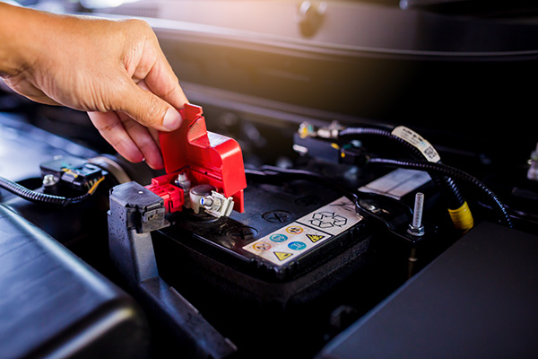 How Do I Diagnose a Battery or Alternator Problem? | Hometown Tire and Auto